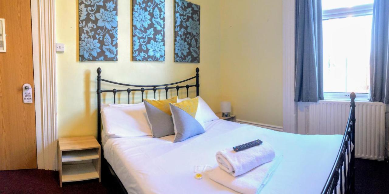 Upper Rock Rooms Brighton Room photo
